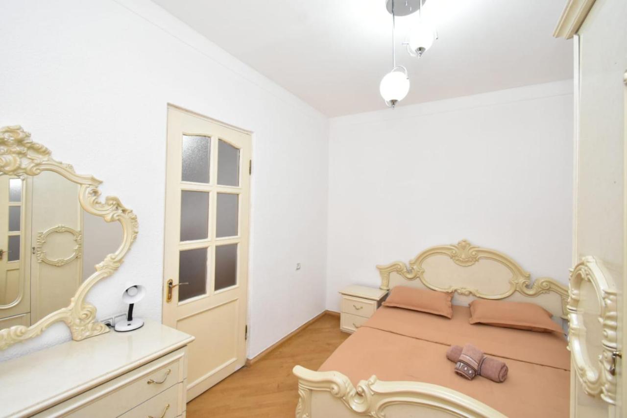 יירבאן Guesthouses Opera מראה חיצוני תמונה